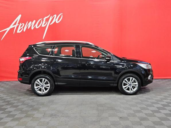 Ford Kuga II Рестайлинг с пробегом 2017 года, цена 2 049 000 рублей, 17629 км, внедорожник, Автокод Объявления