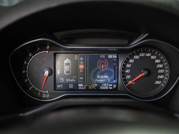 Ford Mondeo IV Рестайлинг с пробегом 2012 года, цена 950 000 рублей, 254591 км, седан, Автокод Объявления