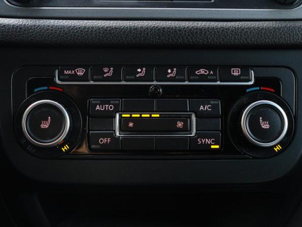 Volkswagen Tiguan I Рестайлинг с пробегом 2014 года, цена 1 400 000 рублей, 182261 км, внедорожник, Автокод Объявления