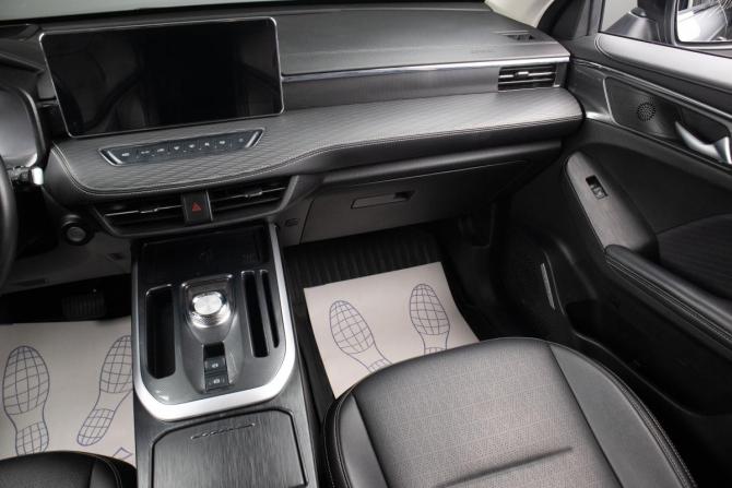 Haval Jolion I Рестайлинг с пробегом 2024 года, цена 2 399 000 рублей, 22000 км, внедорожник, Автокод Объявления