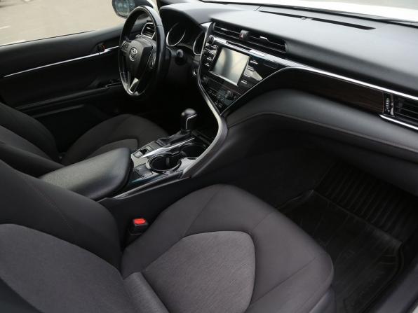 Toyota Camry VIII (XV70) с пробегом 2018 года, цена 2 231 000 рублей, 172000 км, седан, Автокод Объявления