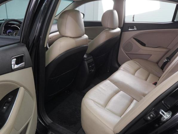 Kia Optima III Рестайлинг с пробегом 2015 года, цена 1 499 000 рублей, 227005 км, седан, Автокод Объявления