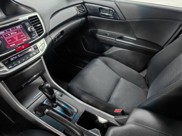Honda Accord IX с пробегом 2013 года, цена 1 580 000 рублей, 259449 км, седан, Автокод Объявления