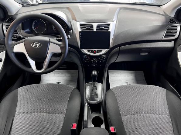 Hyundai Solaris I с пробегом 2012 года, цена 795 000 рублей, 163656 км, седан, Автокод Объявления