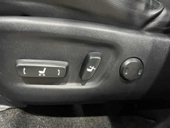 Toyota RAV4 IV (XA40) с пробегом 2013 года, цена 1 570 000 рублей, 261908 км, внедорожник, Автокод Объявления