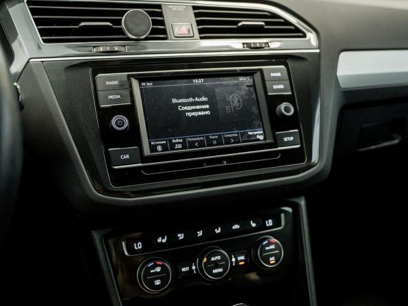 Volkswagen Tiguan II с пробегом 2017 года, цена 2 480 000 рублей, 48866 км, внедорожник, Автокод Объявления