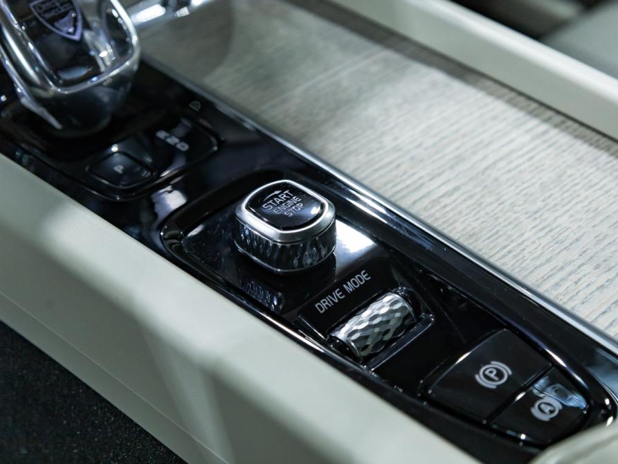Volvo XC60 II Санкт-Петербург  - изображение 24