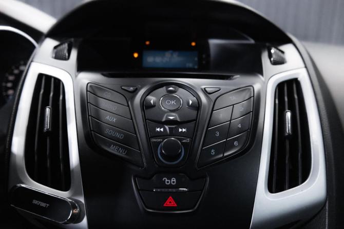 Ford Focus III с пробегом 2012 года, цена 930 000 рублей, 135000 км, универсал, Автокод Объявления