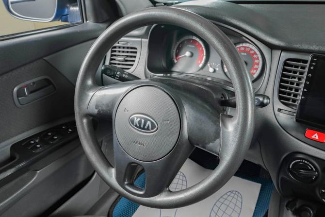 Kia Rio II Рестайлинг с пробегом 2010 года, цена 649 000 рублей, 180000 км, седан, Автокод Объявления