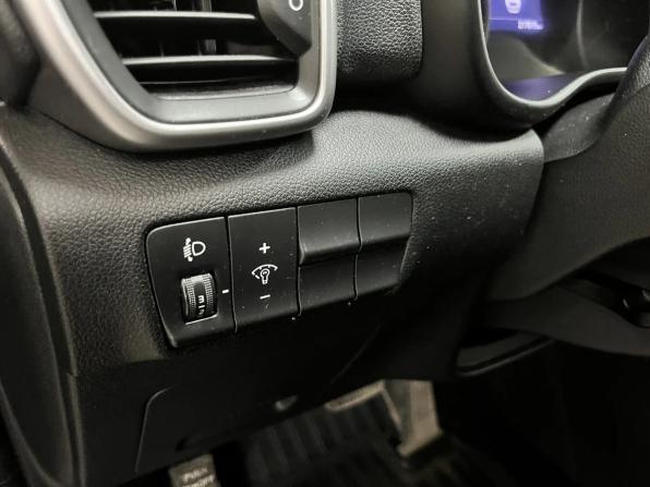 Kia Sportage IV Рестайлинг с пробегом 2019 года, цена 1 649 000 рублей, 217615 км, внедорожник, Автокод Объявления