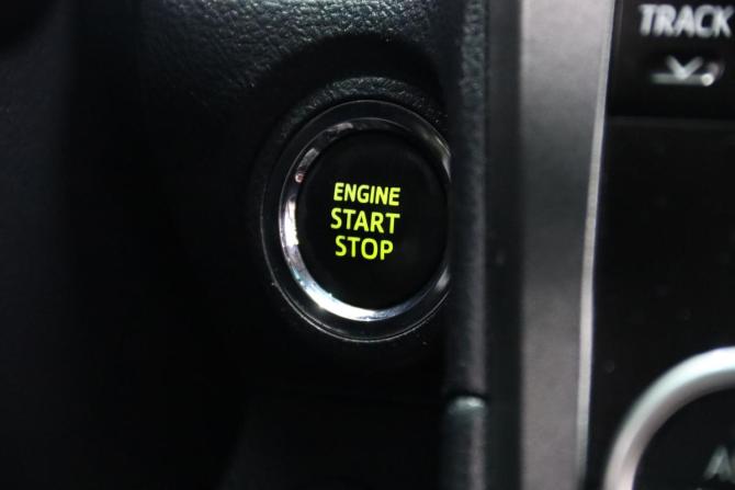 Toyota Camry VII (XV50) с пробегом 2014 года, цена 1 570 750 рублей, 374670 км, седан, Автокод Объявления