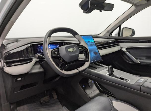 Geely Boyue II с пробегом 2024 года, цена 2 450 000 рублей, 11170 км, внедорожник, Автокод Объявления