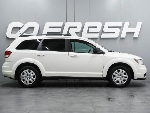 Dodge Journey I Рестайлинг с пробегом 2017 года, цена 1 379 000 рублей, 166618 км, внедорожник, Автокод Объявления
