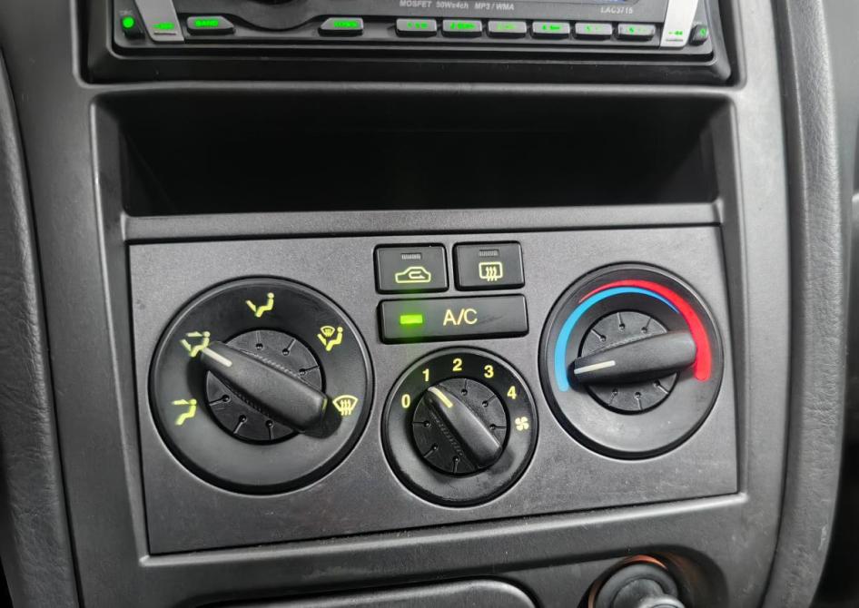 Hyundai Elantra III (XD2) Рестайлинг Москва  - изображение 18