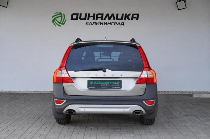 Volvo XC70 II Рестайлинг с пробегом 2013 года, цена 1 530 000 рублей, 177420 км, универсал, Автокод Объявления