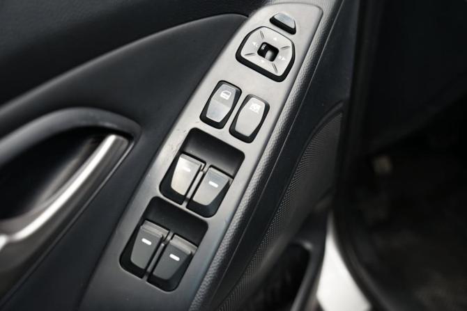 Hyundai Tucson II с пробегом 2010 года, цена 1 377 000 рублей, 189058 км, внедорожник, Автокод Объявления