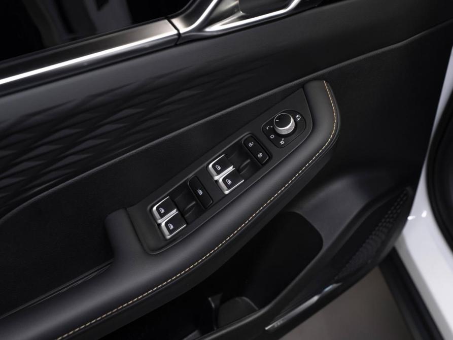 Geely Coolray I Рестайлинг Москва  - изображение 19