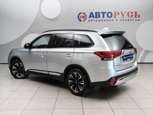 Mitsubishi Outlander III Рестайлинг 3 с пробегом 2022 года, цена 2 111 000 рублей, 190383 км, внедорожник, Автокод Объявления