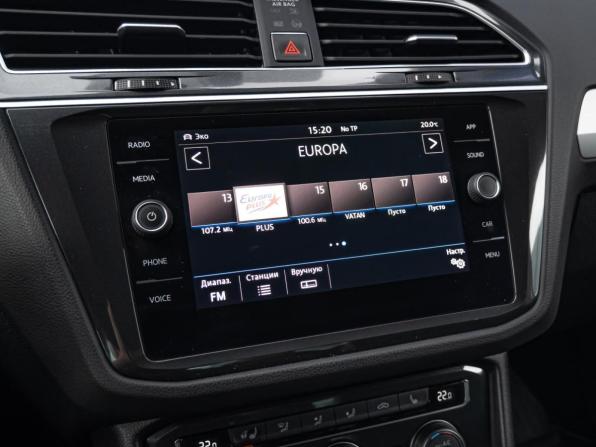 Volkswagen Tiguan I Рестайлинг с пробегом 2017 года, цена 2 549 000 рублей, 121446 км, внедорожник, Автокод Объявления