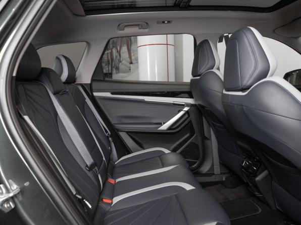 Geely Atlas II с пробегом 2024 года, цена 3 137 600 рублей, 28809 км, внедорожник, Автокод Объявления