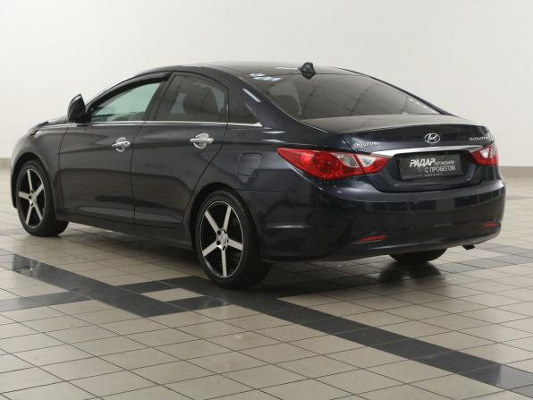 Hyundai Sonata VI (YF) с пробегом 2011 года, цена 894 000 рублей, 283500 км, седан, Автокод Объявления