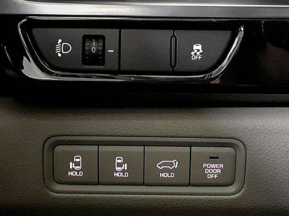 Kia Carnival IV с пробегом 2022 года, цена 4 240 000 рублей, 96500 км, минивэн, Автокод Объявления