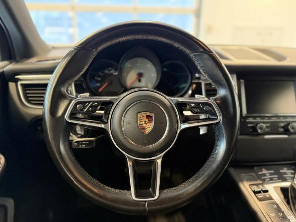 Porsche Macan I с пробегом 2015 года, цена 3 290 000 рублей, 167599 км, внедорожник, Автокод Объявления