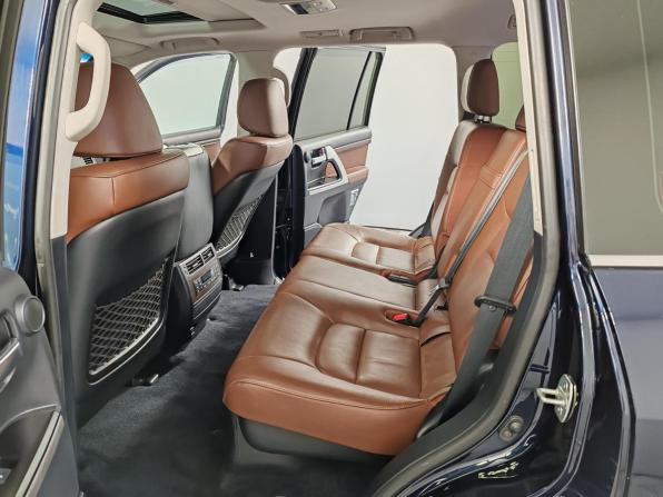 Toyota Land Cruiser 200 Series Рестайлинг 2 с пробегом 2016 года, цена 5 999 000 рублей, 95830 км, внедорожник, Автокод Объявления