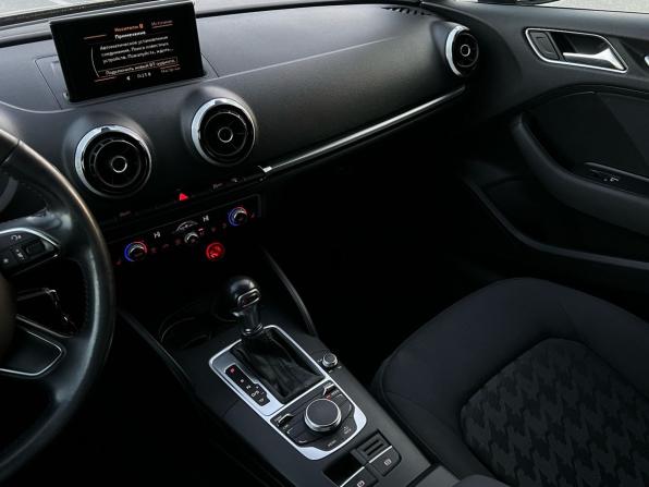Audi A3 III (8V) с пробегом 2015 года, цена 1 349 000 рублей, 169110 км, седан, Автокод Объявления