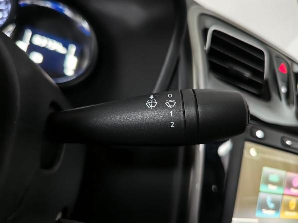 Renault Logan II Рестайлинг с пробегом 2022 года, цена 1 209 000 рублей, 63710 км, седан, Автокод Объявления