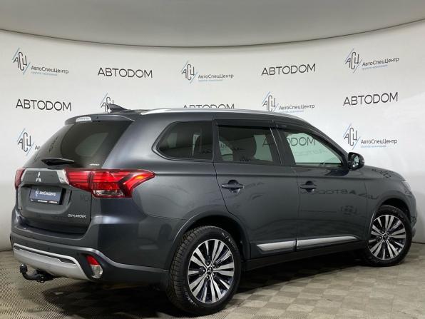 Mitsubishi Outlander III Рестайлинг 3 с пробегом 2019 года, цена 2 347 000 рублей, 72186 км, внедорожник, Автокод Объявления
