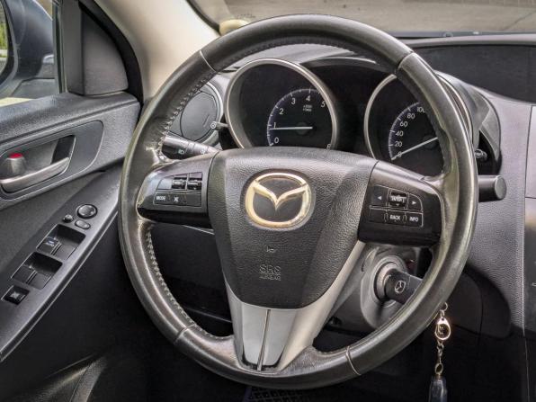 Mazda 3 II (BL) Рестайлинг с пробегом 2012 года, цена 949 900 рублей, 176000 км, седан, Автокод Объявления