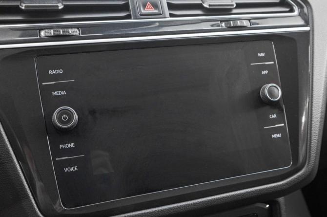 Volkswagen Tiguan II Рестайлинг с пробегом 2021 года, цена 2 499 000 рублей, 83000 км, внедорожник, Автокод Объявления