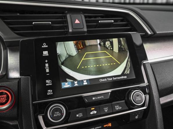 Honda Civic X с пробегом 2018 года, цена 1 879 000 рублей, 105483 км, седан, Автокод Объявления