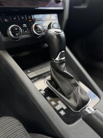 Skoda Octavia III (A7) Рестайлинг с пробегом 2018 года, цена 2 150 000 рублей, 83073 км, лифтбек, Автокод Объявления