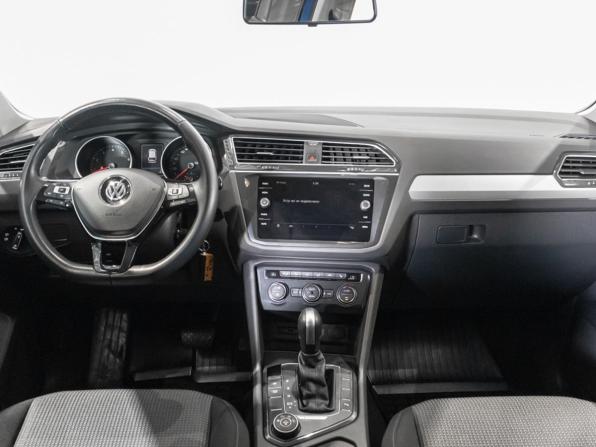 Volkswagen Tiguan II с пробегом 2019 года, цена 2 650 000 рублей, 110000 км, внедорожник, Автокод Объявления