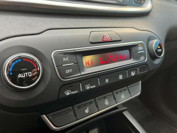 Kia Sorento III Prime Рестайлинг с пробегом 2019 года, цена 2 672 479 рублей, 130000 км, внедорожник, Автокод Объявления