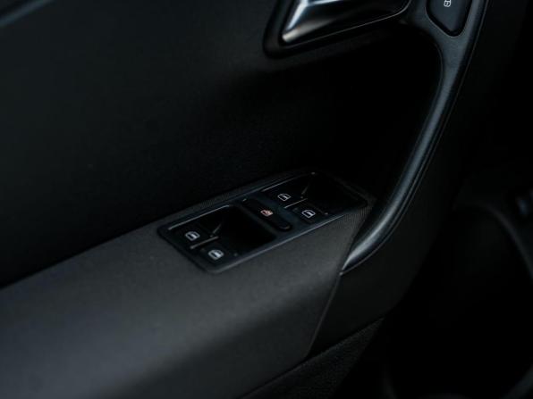 Volkswagen Polo V с пробегом 2013 года, цена 655 000 рублей, 176606 км, седан, Автокод Объявления