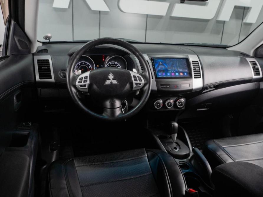 Mitsubishi Outlander II Рестайлинг Тюмень  - изображение 6