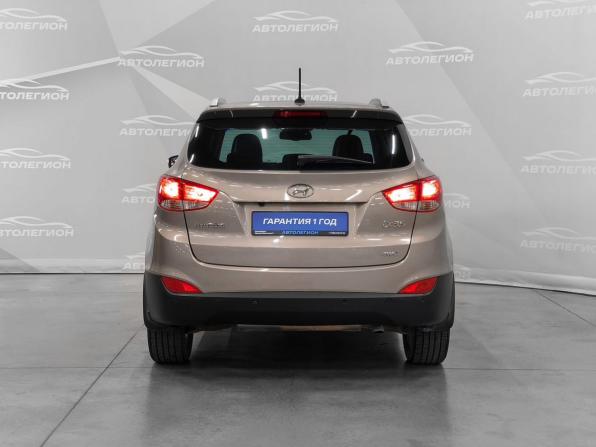 Hyundai ix35 I с пробегом 2011 года, цена 1 530 000 рублей, 212000 км, внедорожник, Автокод Объявления