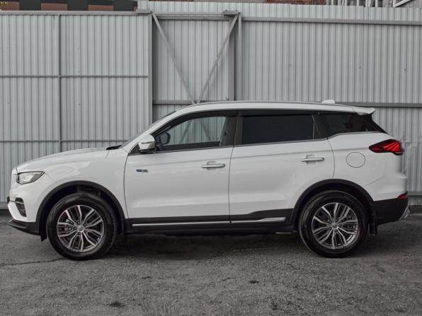 Geely Atlas Pro с пробегом 2022 года, цена 1 980 000 рублей, 51328 км, внедорожник, Автокод Объявления