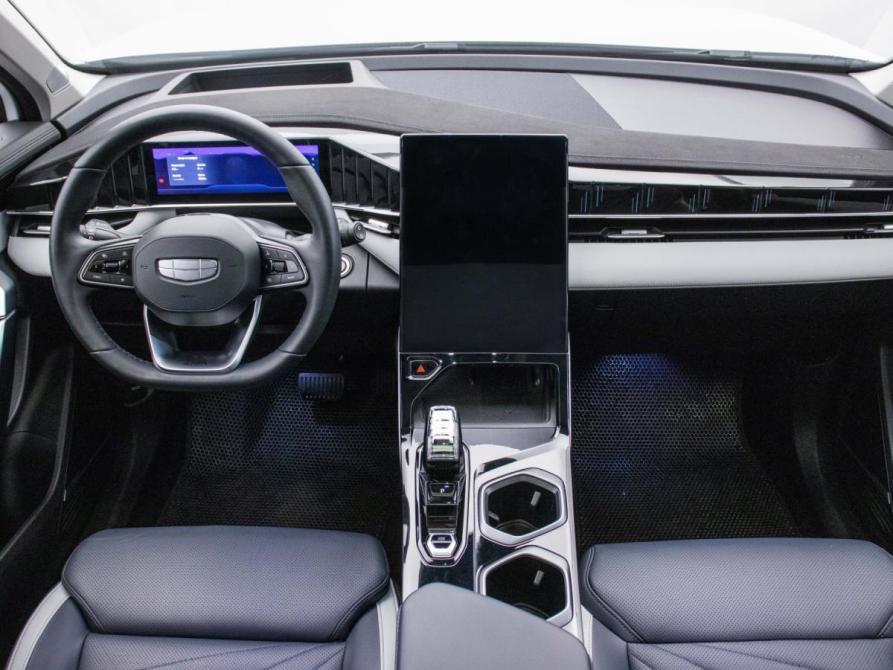 Geely Atlas II Москва  - изображение 13