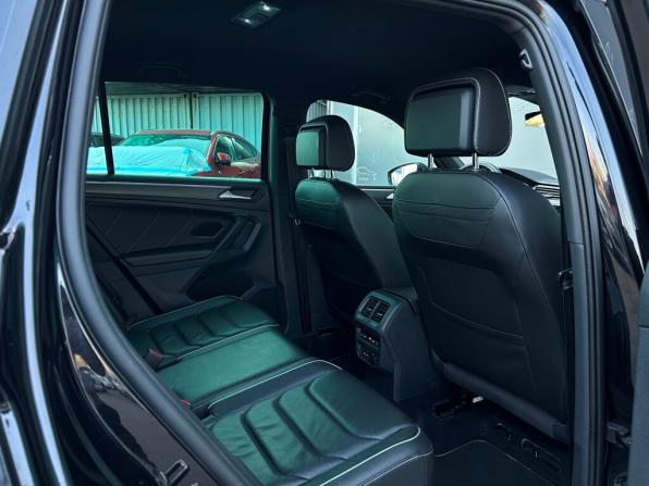 Volkswagen Tiguan II Рестайлинг с пробегом 2021 года, цена 3 790 500 рублей, 57602 км, внедорожник, Автокод Объявления
