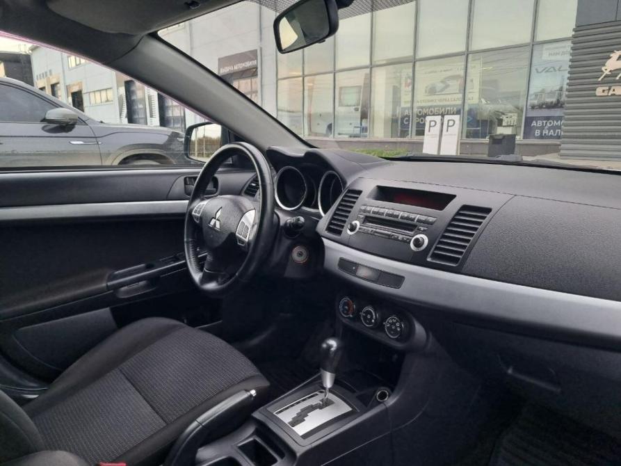 Mitsubishi Lancer X Рестайлинг Омск  - изображение 13