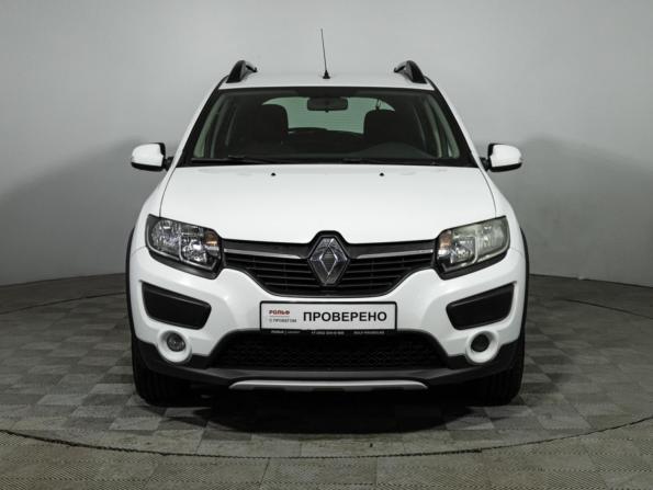 Renault Sandero II Рестайлинг с пробегом 2018 года, цена 899 700 рублей, 202577 км, хэтчбек, Автокод Объявления