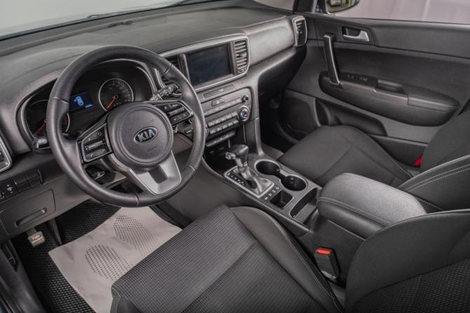 Kia Sportage IV Рестайлинг с пробегом 2020 года, цена 2 369 000 рублей, 89000 км, внедорожник, Автокод Объявления