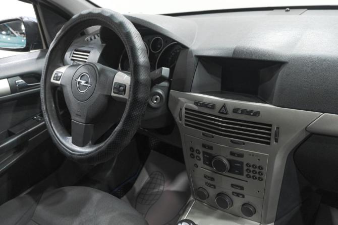 Opel Astra H с пробегом 2008 года, цена 379 000 рублей, 183000 км, хэтчбек, Автокод Объявления