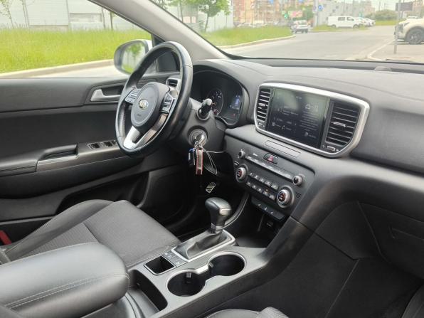 Kia Sportage IV Рестайлинг с пробегом 2021 года, цена 2 420 000 рублей, 66740 км, внедорожник, Автокод Объявления