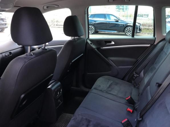 Volkswagen Tiguan I Рестайлинг с пробегом 2015 года, цена 1 599 000 рублей, 157454 км, внедорожник, Автокод Объявления