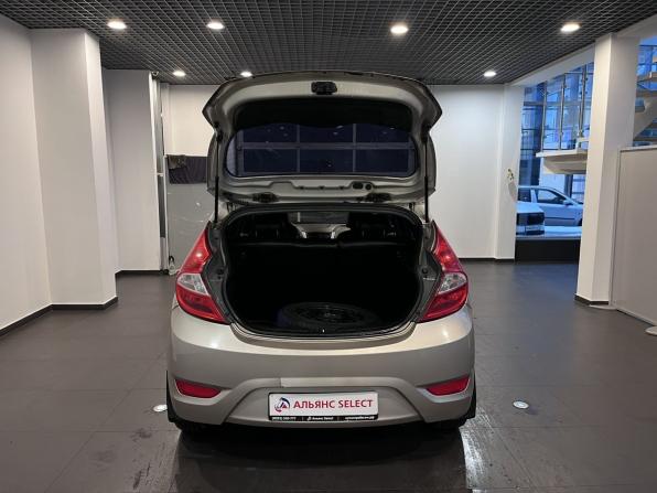Hyundai Solaris I с пробегом 2011 года, цена 590 000 рублей, 240410 км, хэтчбек, Автокод Объявления